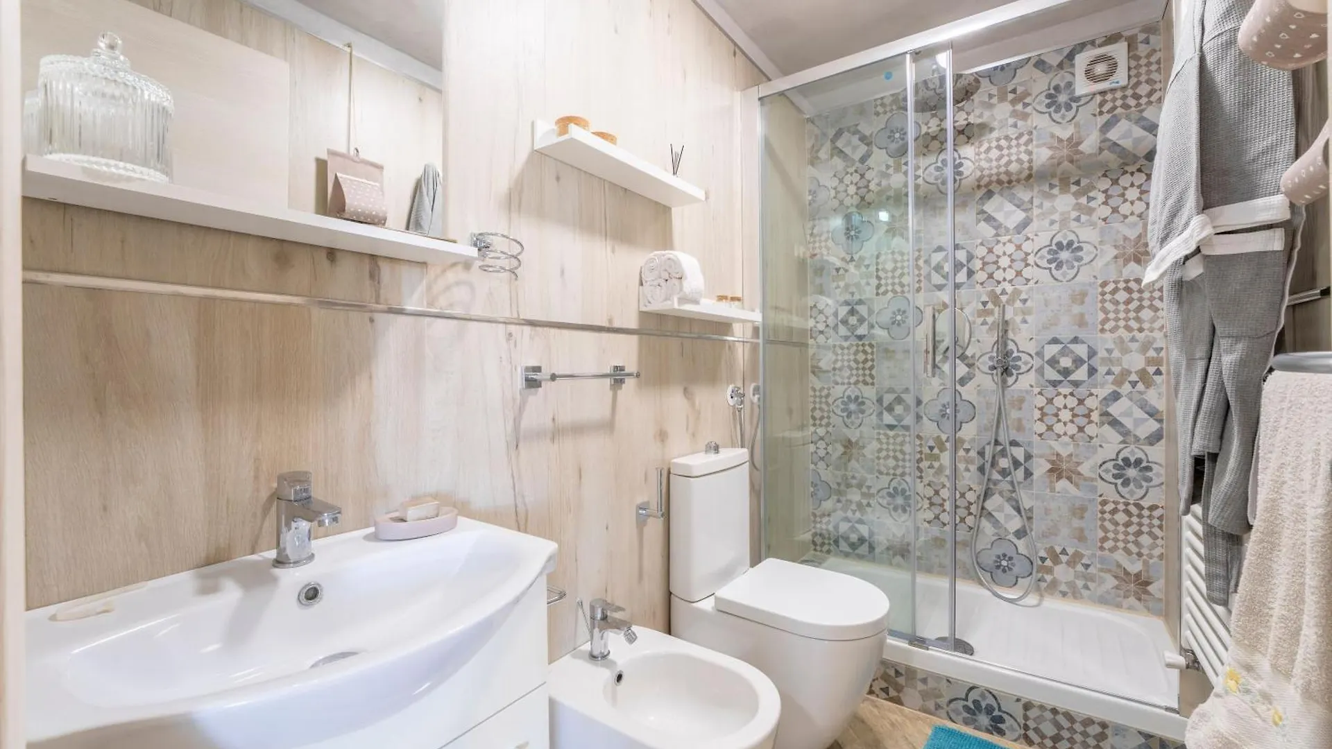 L'Oasi Apartment Livorno Italy