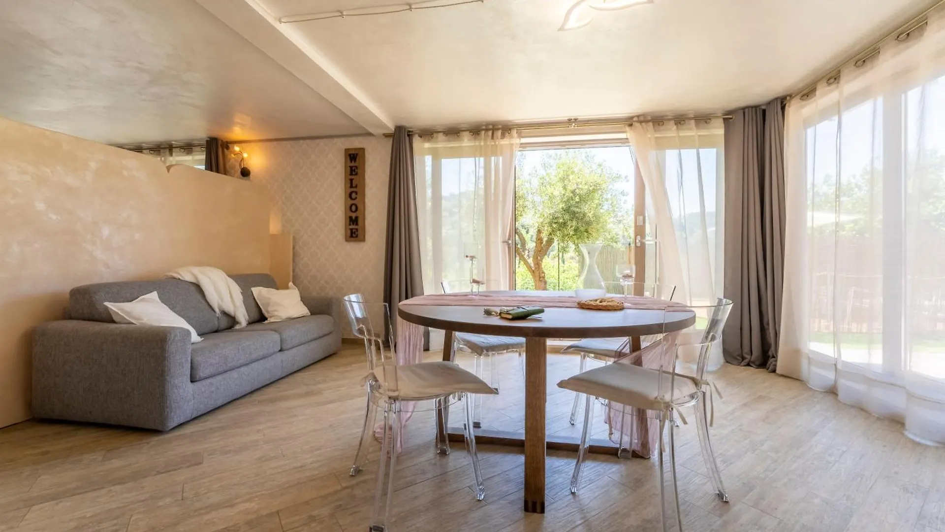 L'Oasi Apartment Livorno