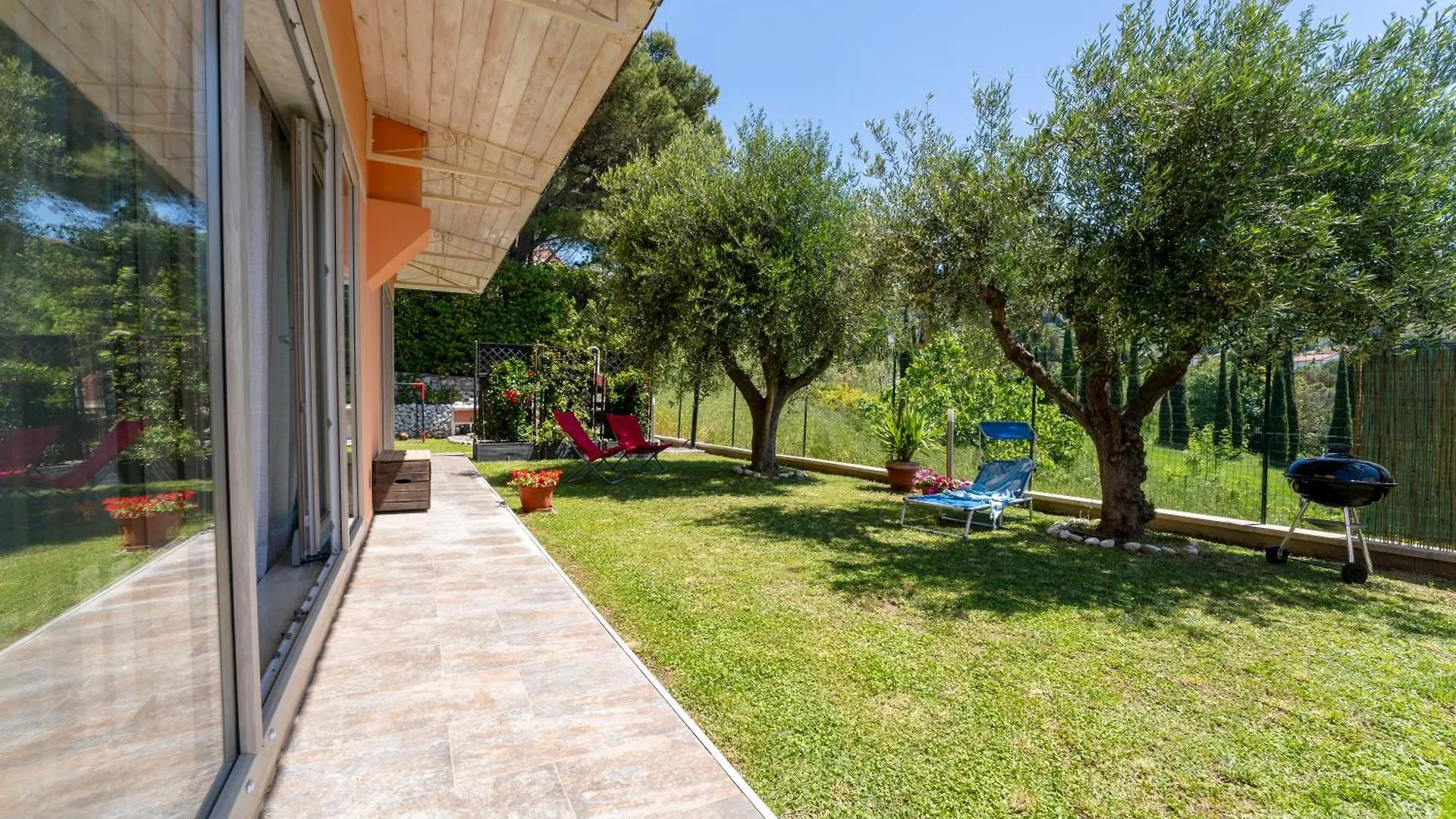 L'Oasi Apartment Livorno