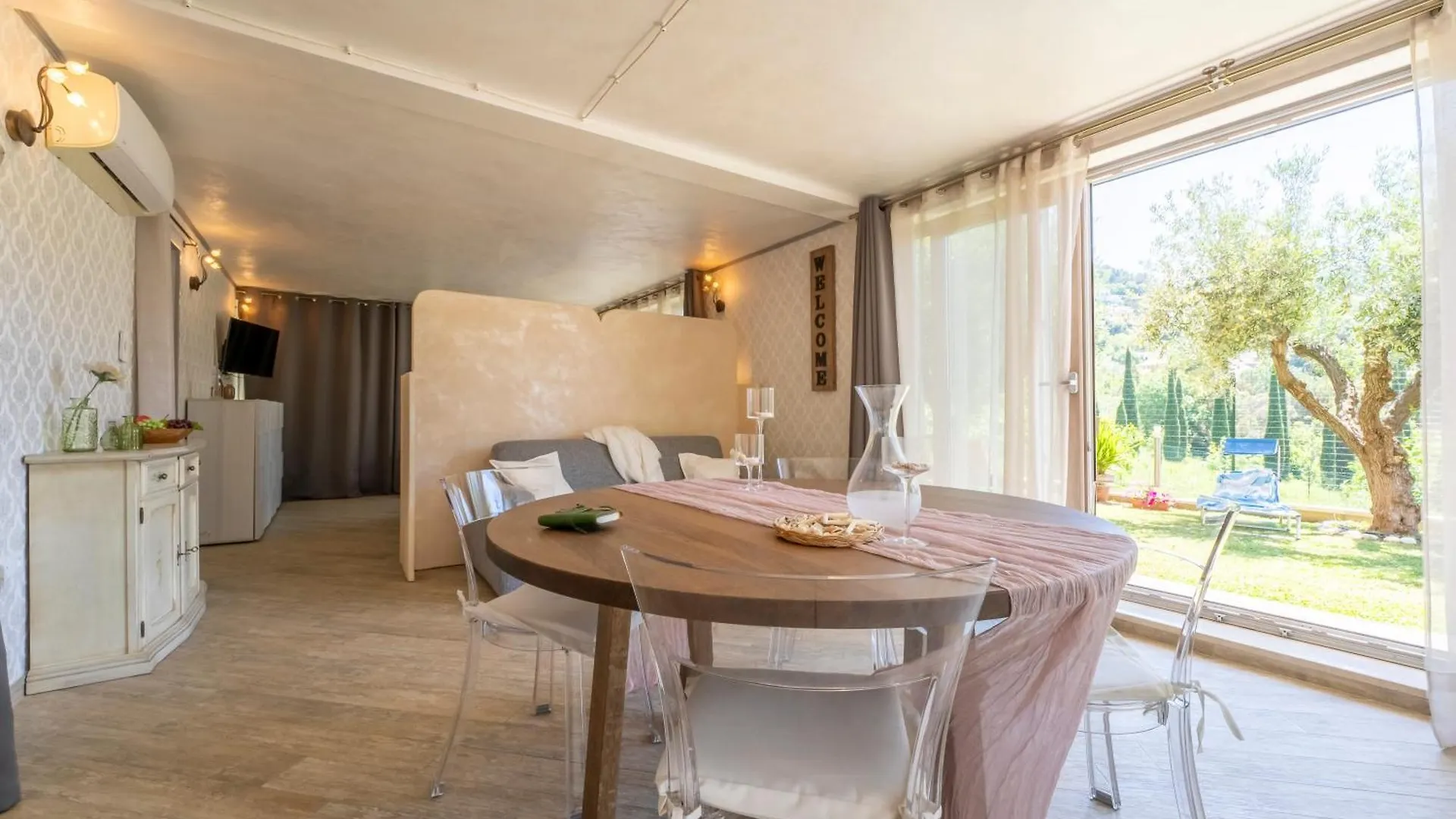 L'Oasi Apartment Livorno